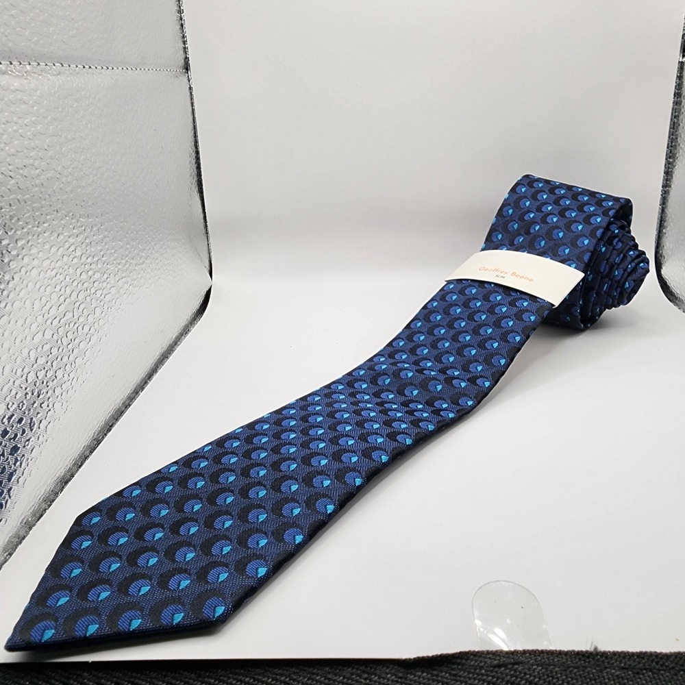 GEOFFREY BEENE Men's Slim Geometric Silk Tie Blue NWT‎ Formal Preppy